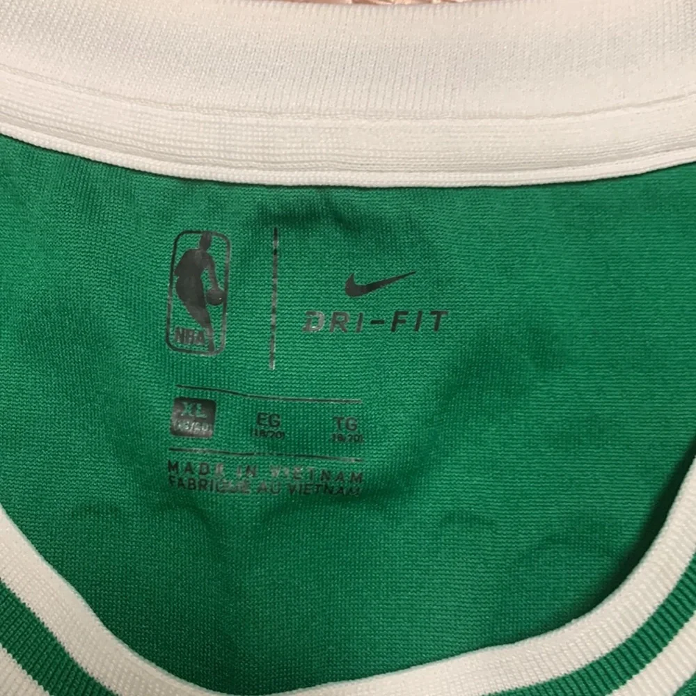 Boston Celtics Kyrie Irving Basketball Jersey